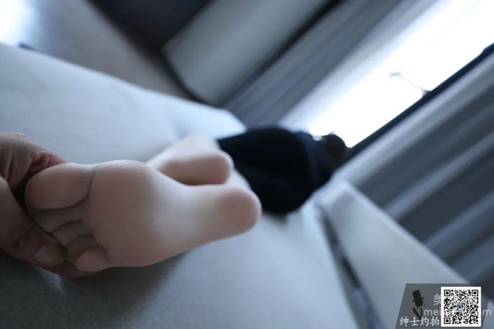 [绅士约拍] SS015 霖霖 长腿美脚写真23