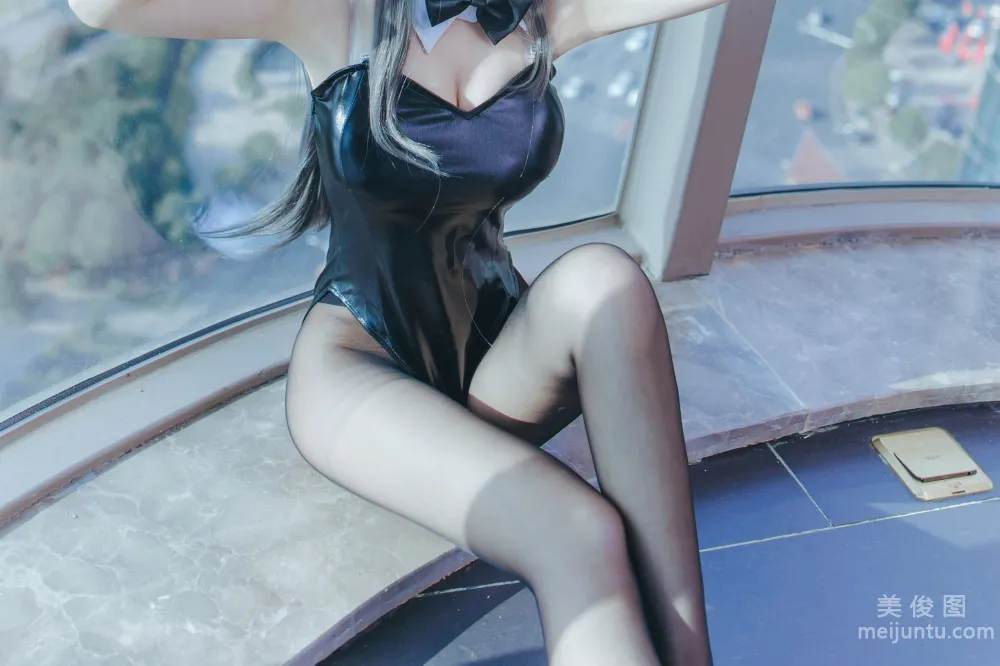 [網紅COSER寫真] 衣衣 - 麻衣兔女郎 套圖 18