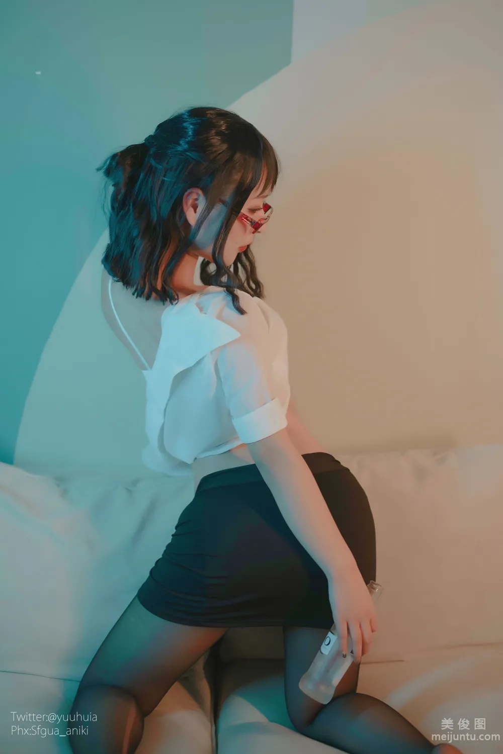 [網紅COSER寫真] yuuhui玉彙 - 宿醉 套圖 31