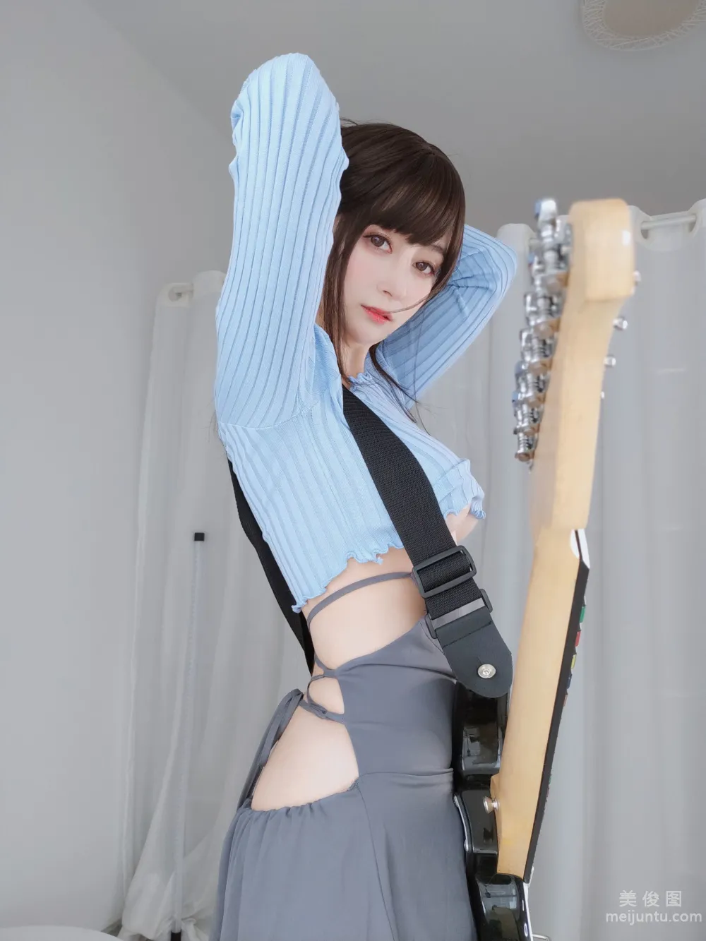 [網紅COSER寫真] 白銀 - 吉他妹妹 17