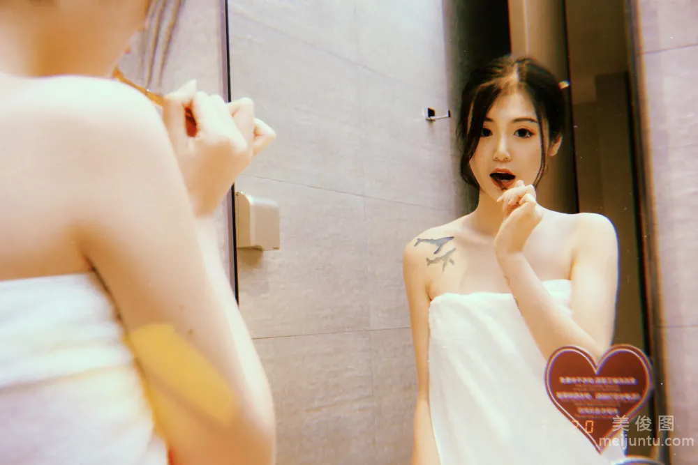 [網紅COSER寫真] 一米八的大梨子 - 冬日女友 套圖 14