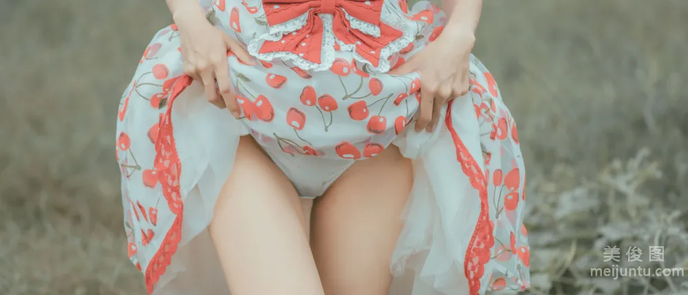 [網紅COSER寫真] 蠢沫沫 - 叫獸的惡作劇 04 30