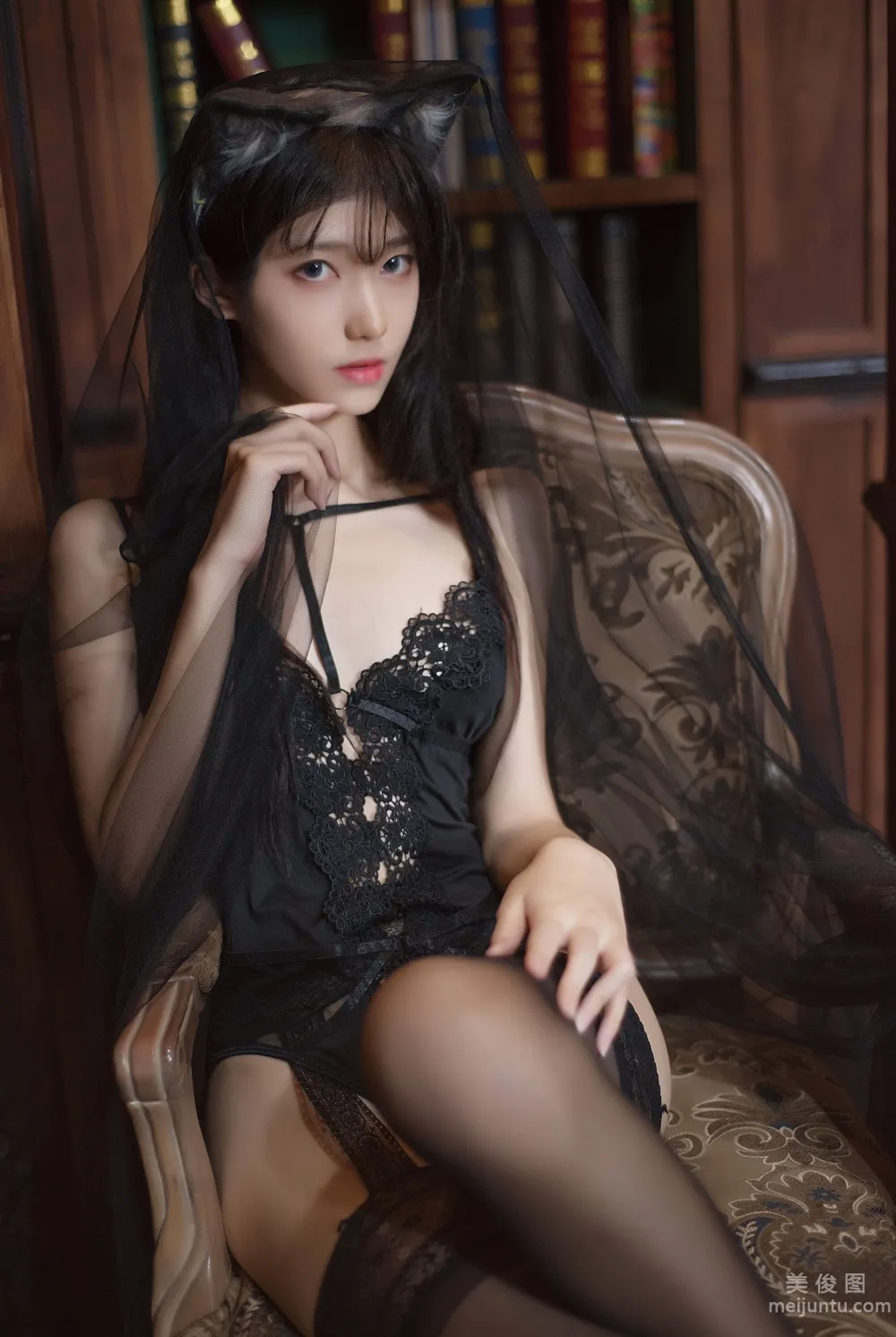[網紅COSER寫真] 南桃Momoko - 黑内衣 17