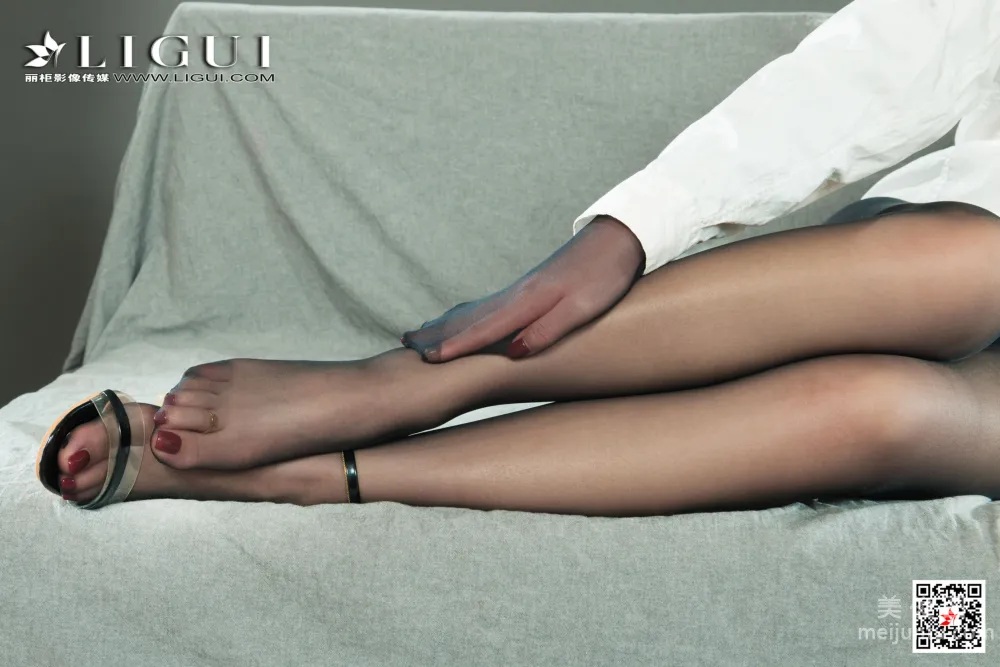 [丽柜Ligui] 2021.09.24 Model 多多  丝足美腿套图15