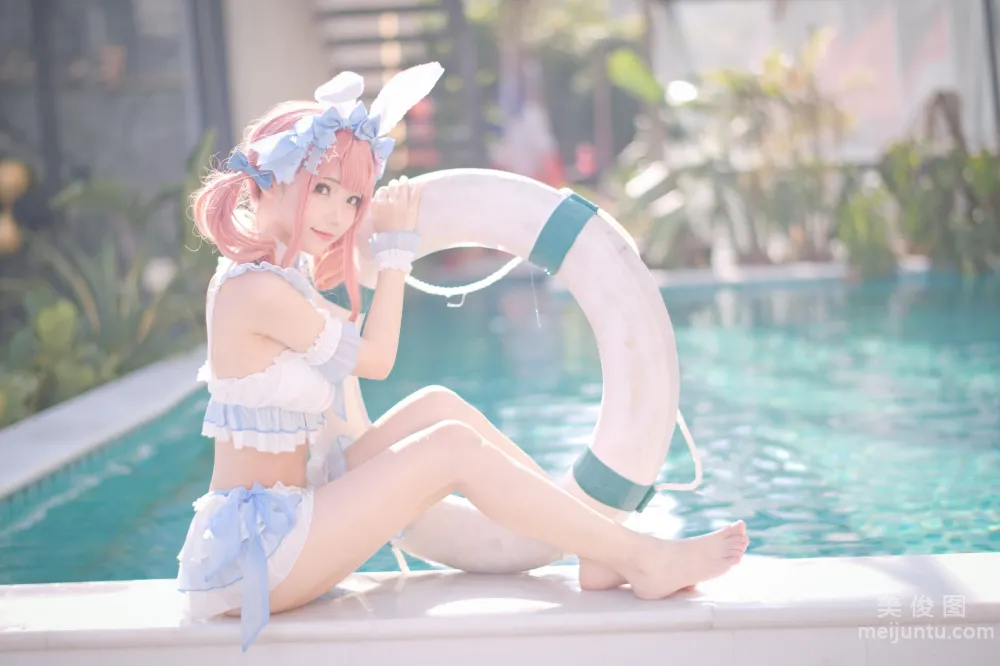 [網紅COSER寫真] 花柒Hana - 夏日甜芯 泳裝 套圖 23