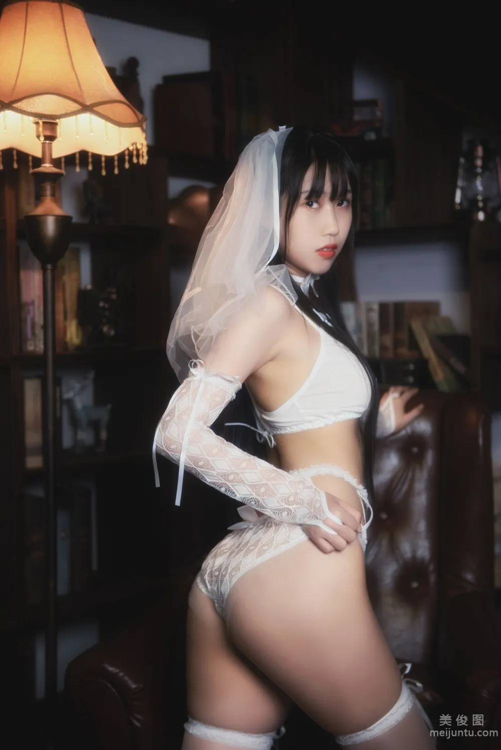 [網紅COSER寫真] 不呆貓 - 白色情趣婚紗 套圖 11