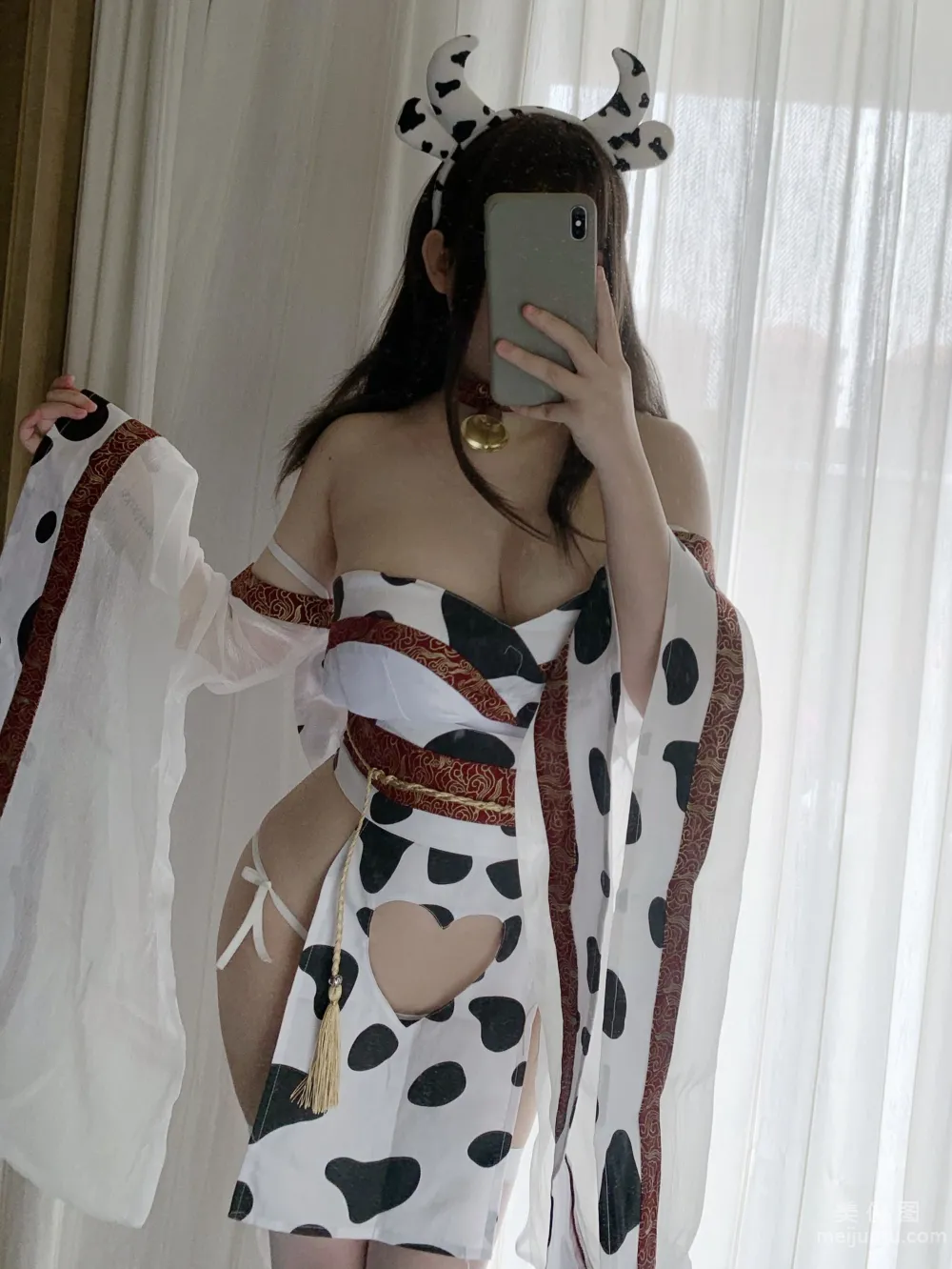 [網紅COSER寫真] 是依醬呀 - 牛牛和服 3