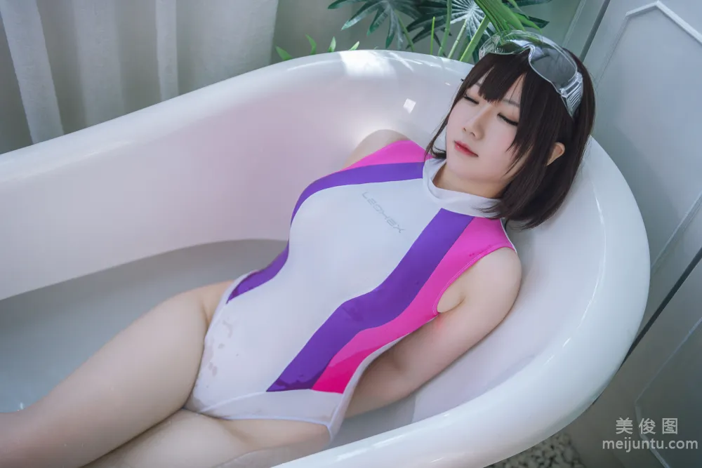 [網紅COSER寫真] 微肉感萌妹是本末末 - 競泳水着 套圖 19