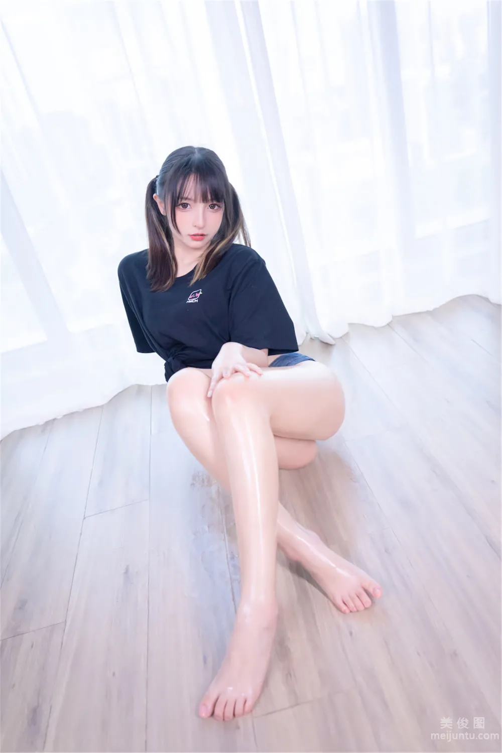 [网红COSER写真] 萝莉神楽板真冬 之 牛仔狂热142