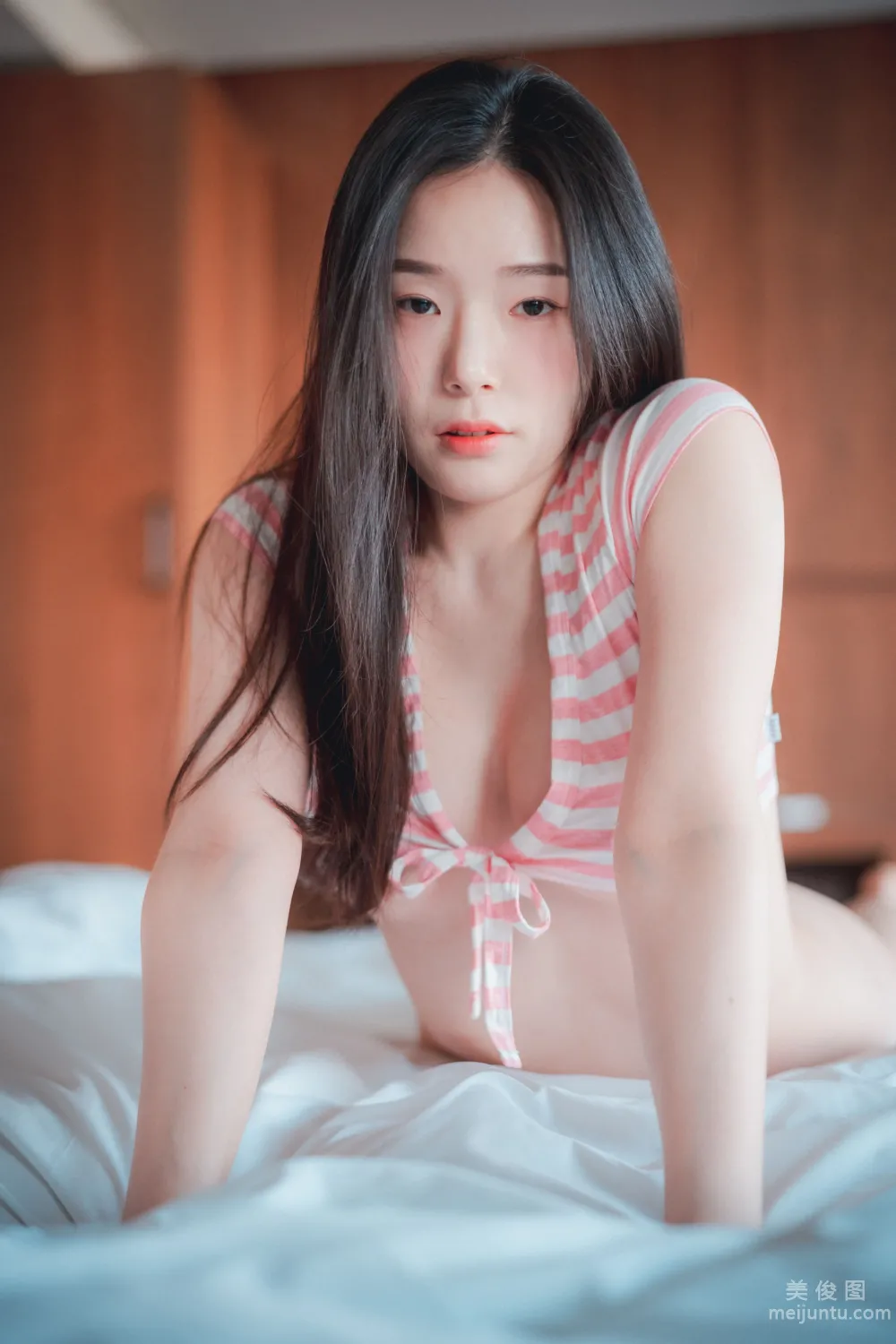 [DJAWA] PIA - Staycation 寫真套圖 22