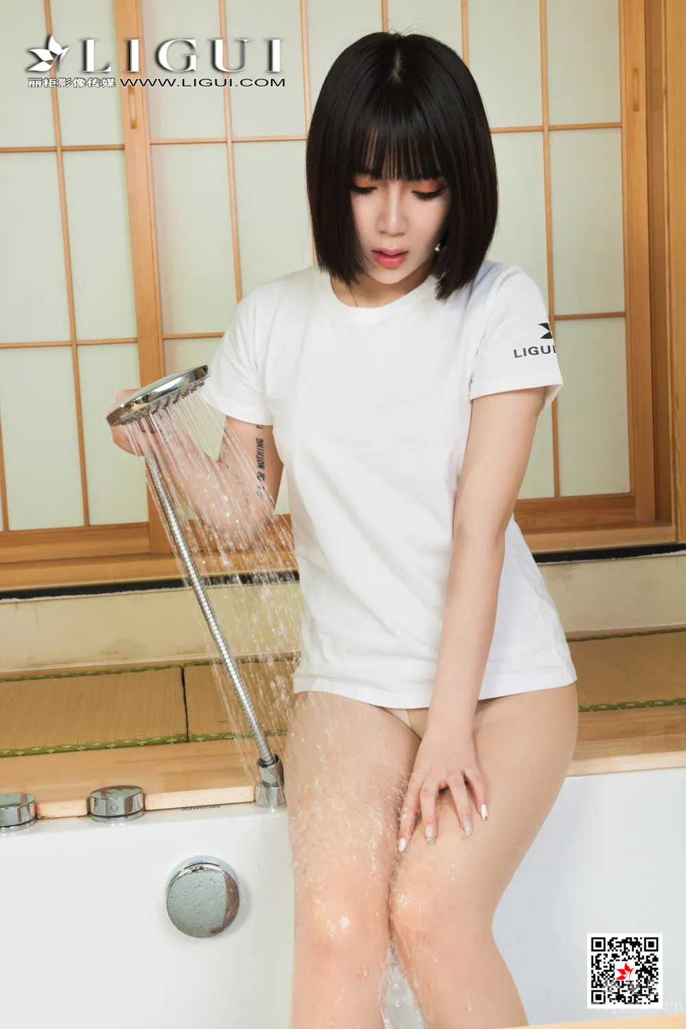 [麗櫃Ligui] 2021.09.29 Model 小七 絲足美腿套圖 11