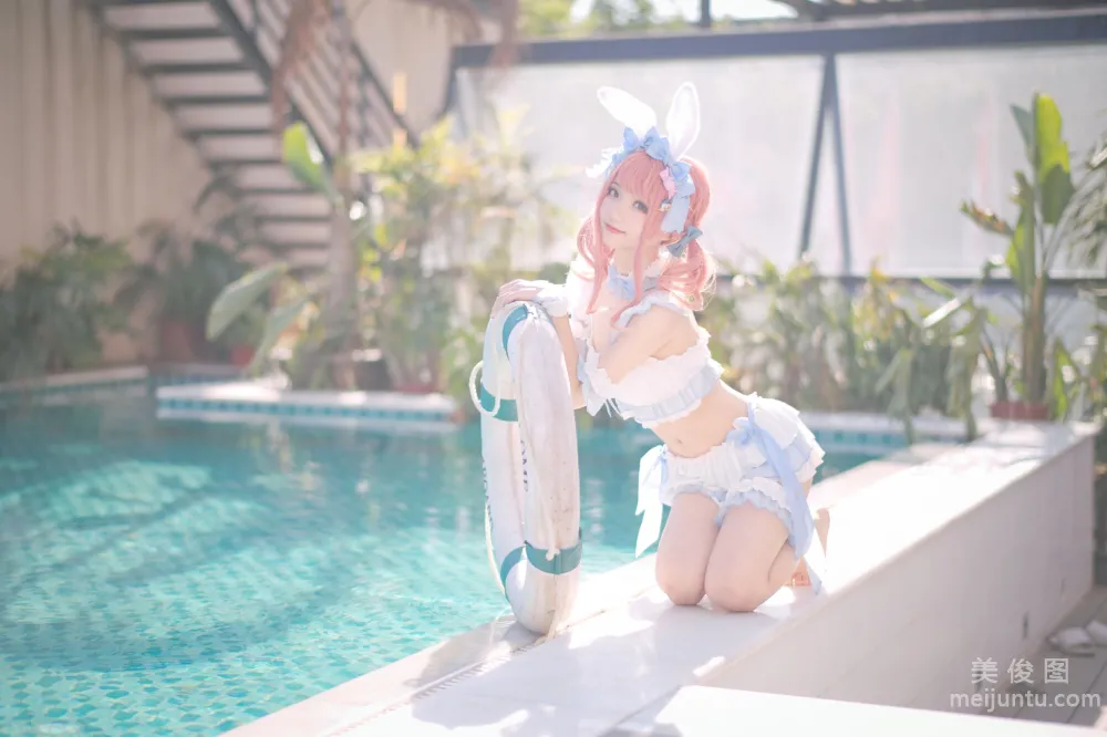 [網紅COSER寫真] 花柒Hana - 夏日甜芯 泳裝 套圖 11