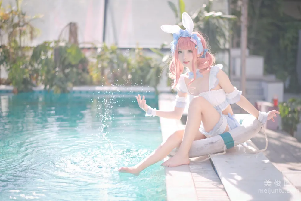[網紅COSER寫真] 花柒Hana - 夏日甜芯 泳裝 套圖 15