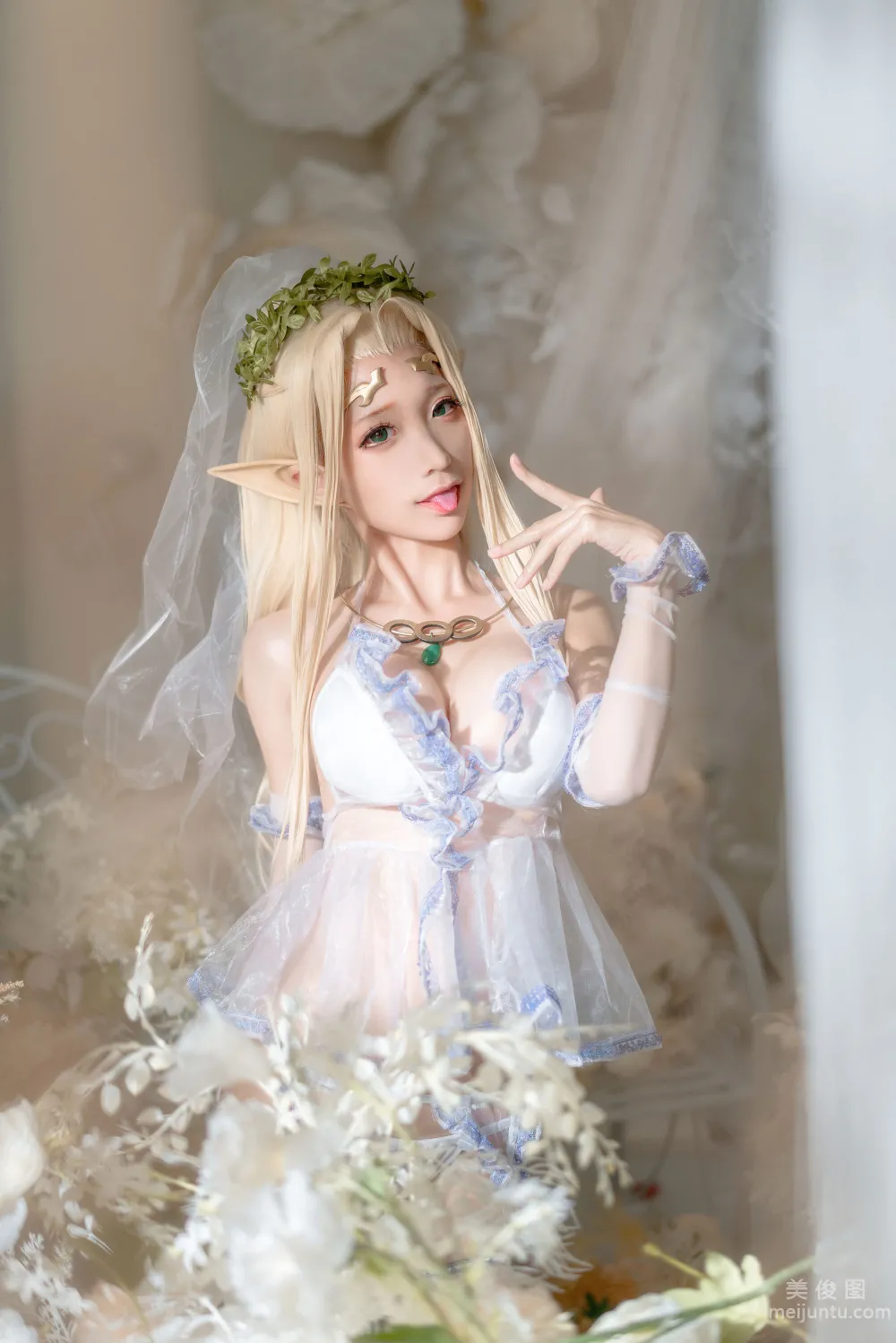 [網紅COSER寫真] 動漫博主蠢沫沫 - 白精靈 婚紗 18