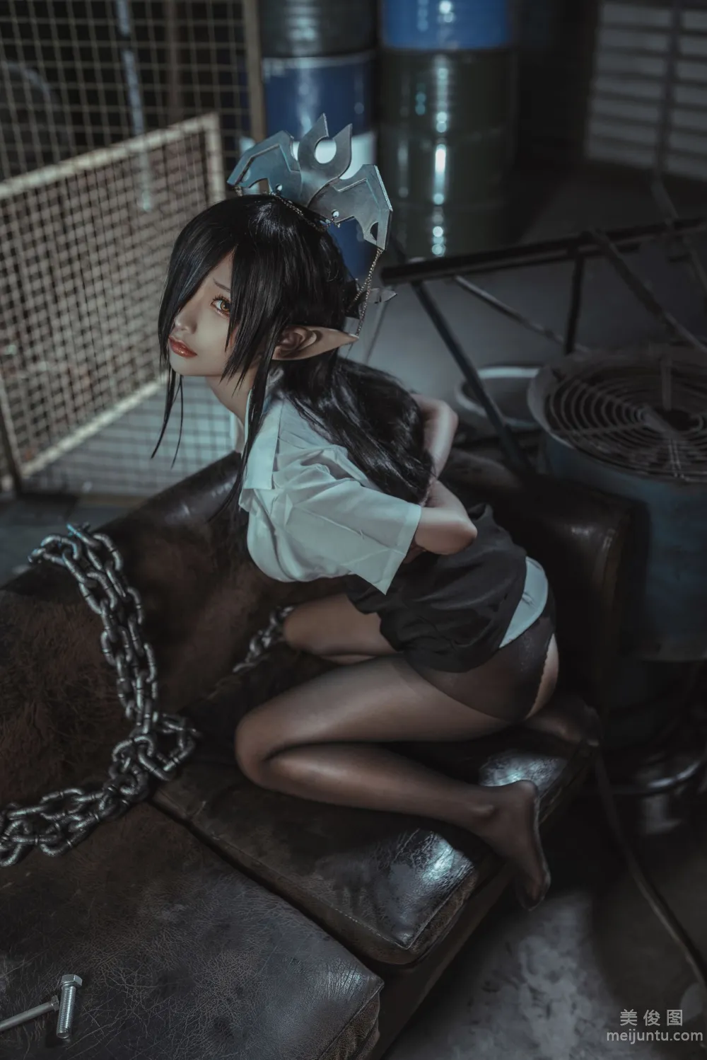 [網紅COSER寫真] 蠢沫沫 - 黑獸女王 OL制服 套圖 8