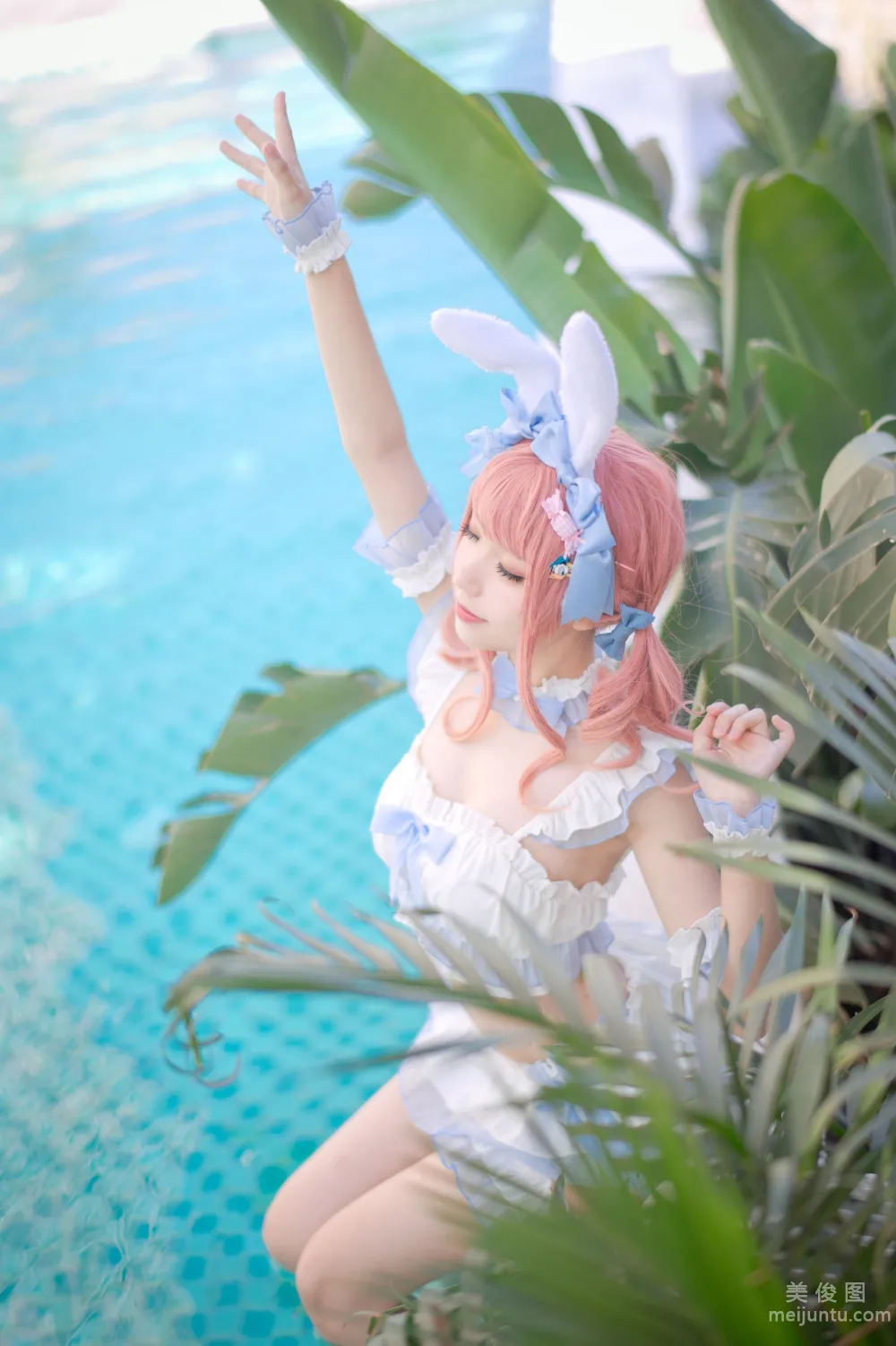 [網紅COSER寫真] 花柒Hana - 夏日甜芯 泳裝 套圖 37