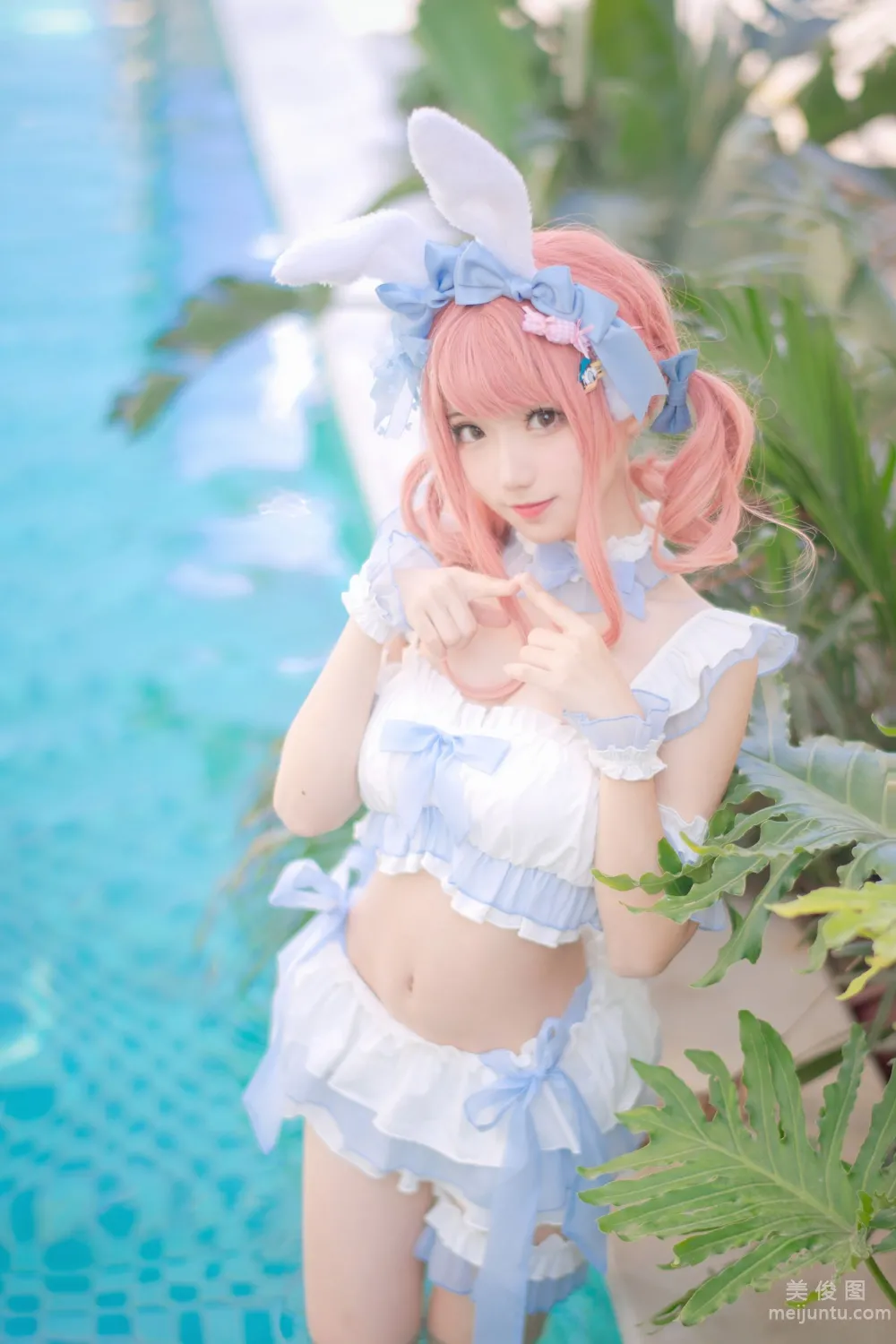 [網紅COSER寫真] 花柒Hana - 夏日甜芯 泳裝 套圖 33