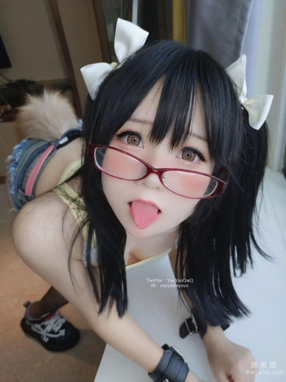 [網紅COSER寫真] 搖搖樂yoyo fantia まず自分撮りを見る…… 28