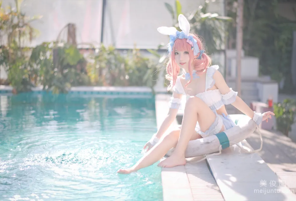 [網紅COSER寫真] 花柒Hana - 夏日甜芯 泳裝 套圖 16
