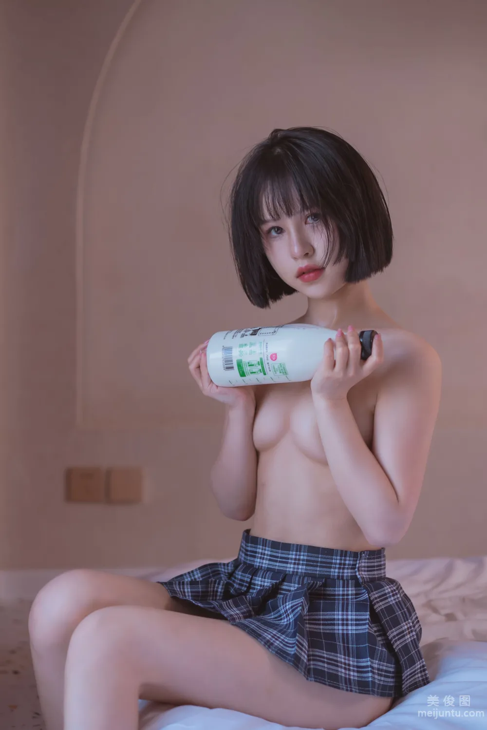 [網紅COSER寫真] 美少女暈崽 - 透明學生服 套圖 22