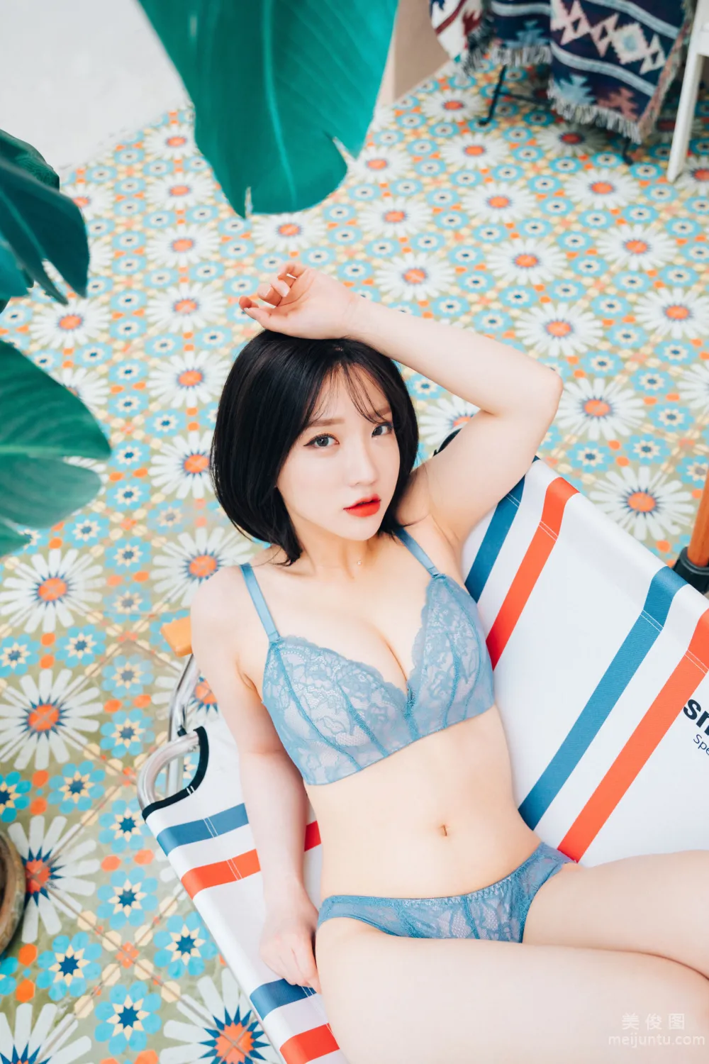 [LOOZY]  Yeeun - Summer Caravan38