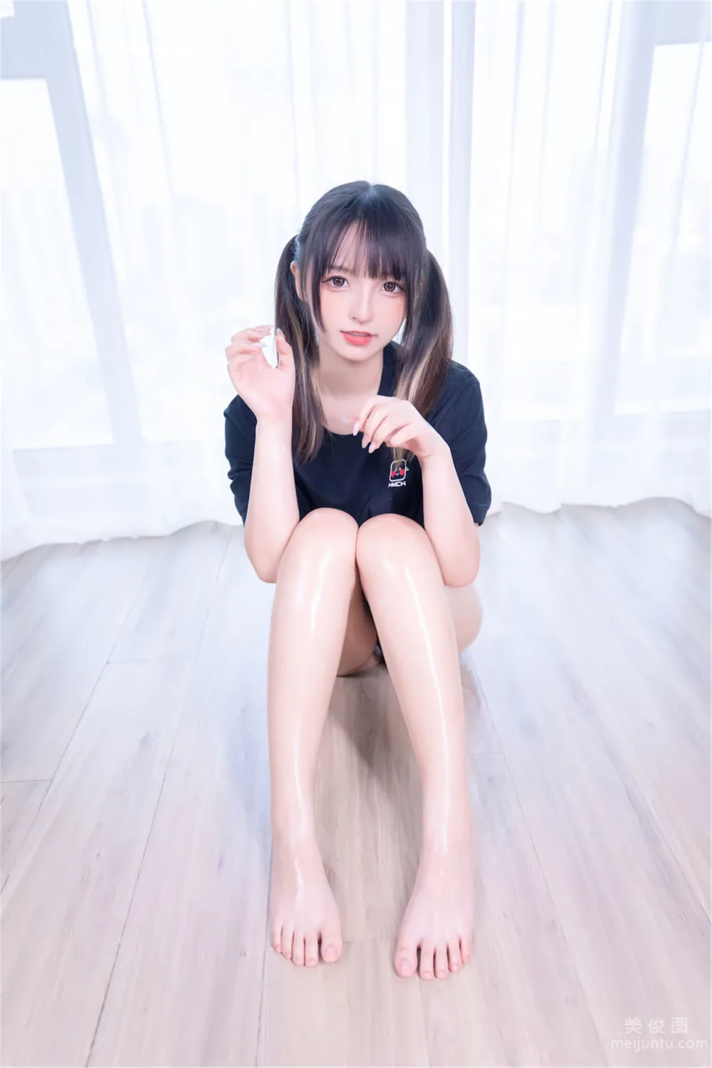 [网红COSER写真] 萝莉神楽板真冬 之 牛仔狂热128