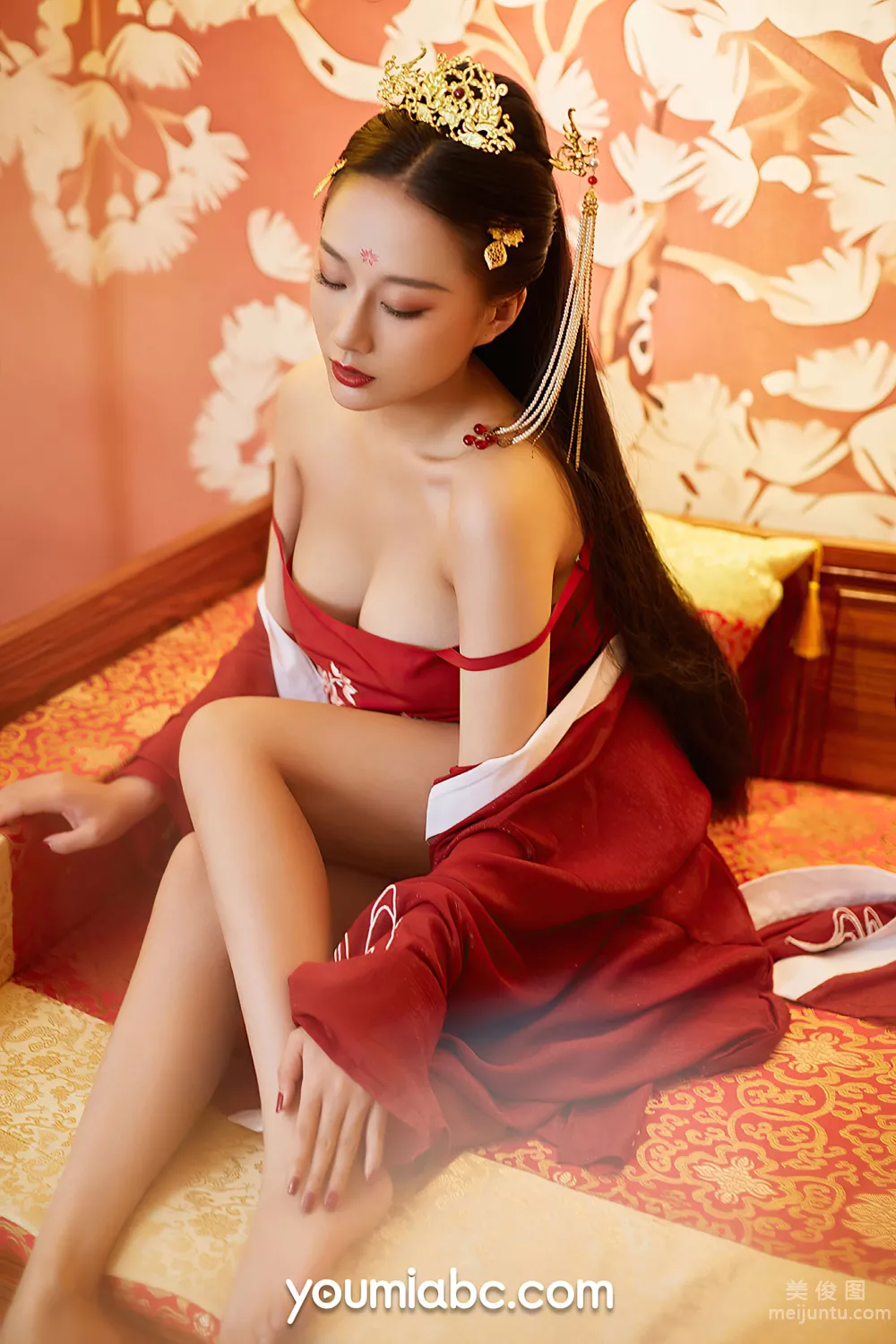 [尤蜜YouMiabc]  何嘉颖 - 盛世红颜16