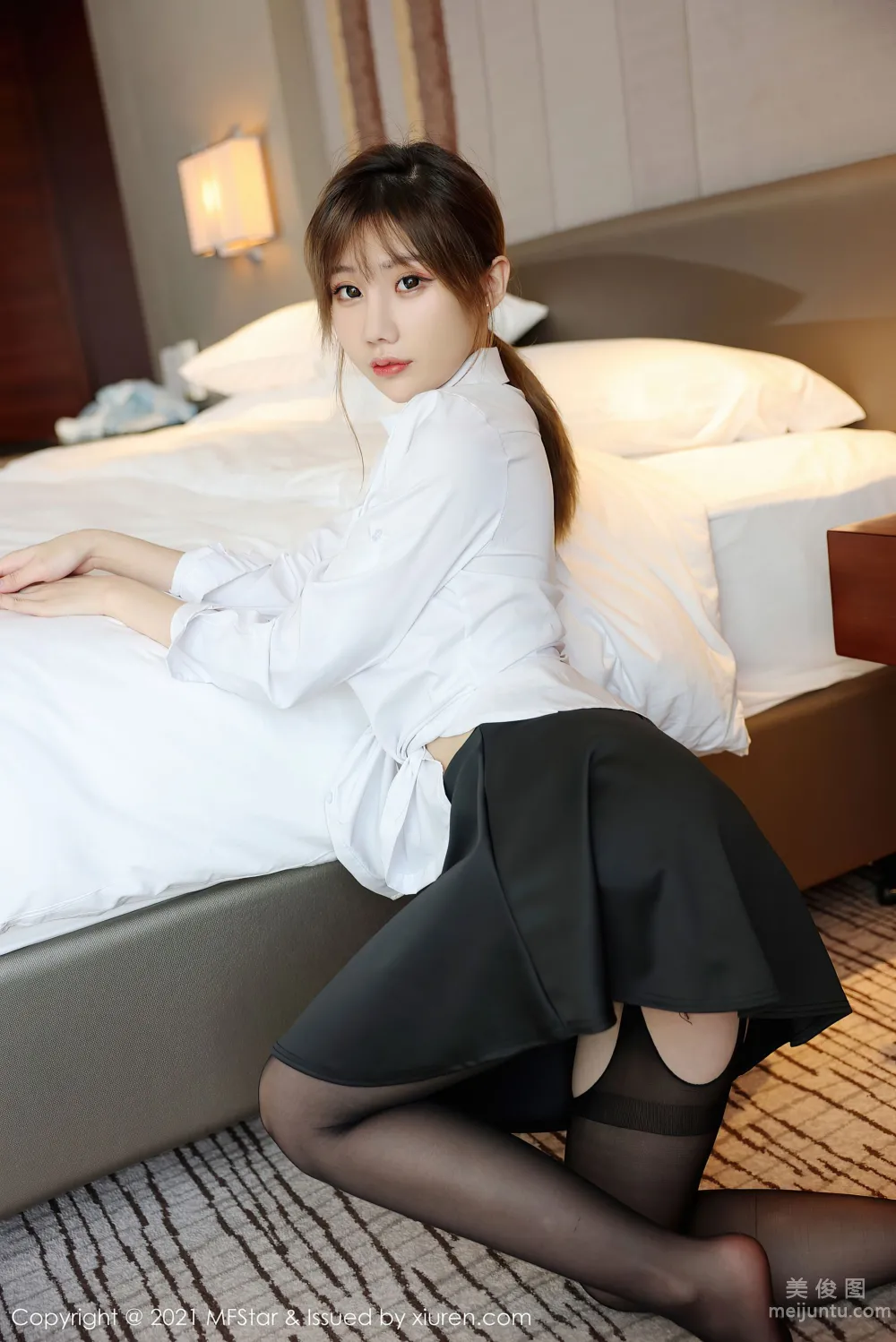[模範學院MFStar] Vol.525 李穎煊baby - 經典的白襯衫嘿絲系列 28