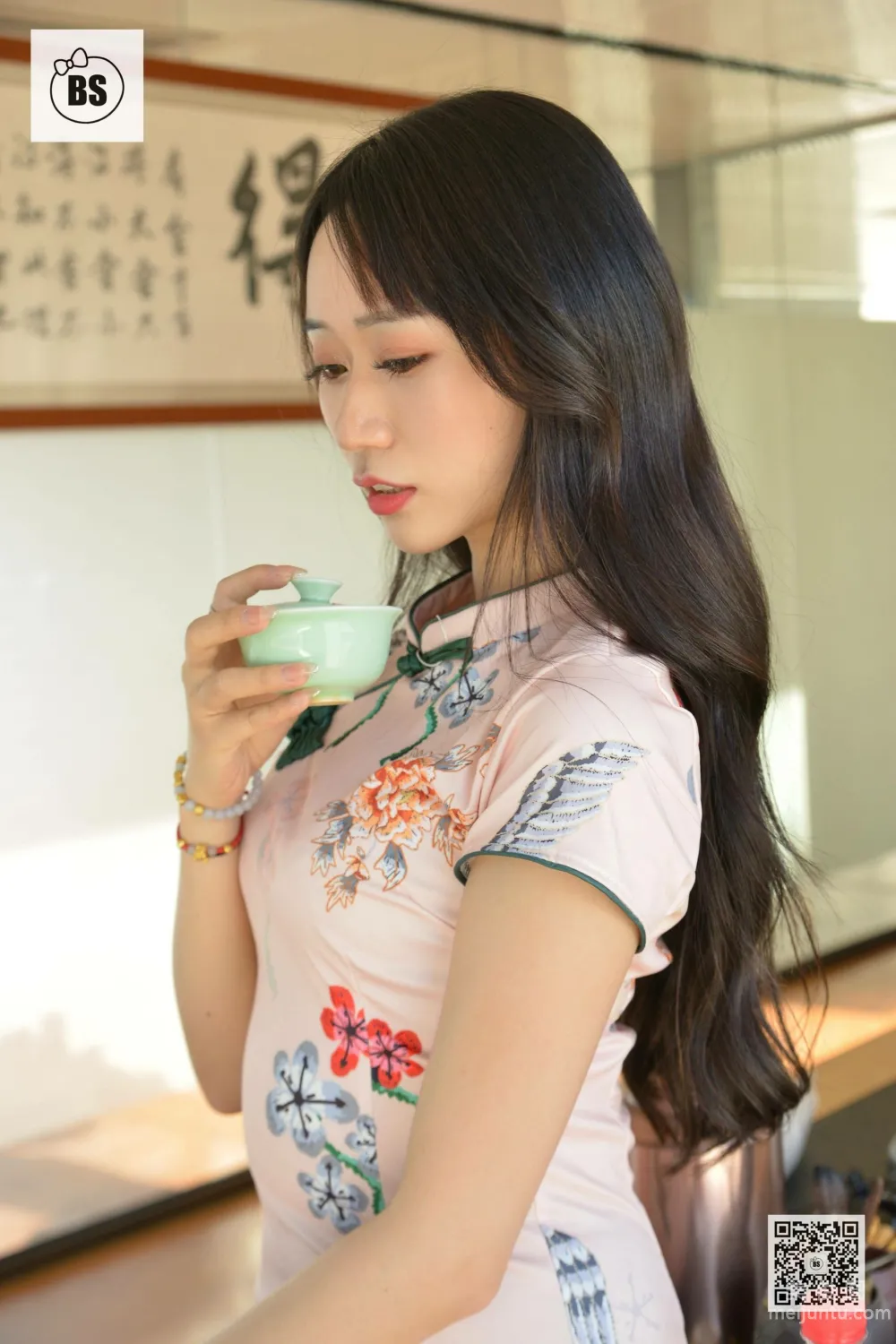 [我絲你想] MX014 美西 - 新來的女助理4 22