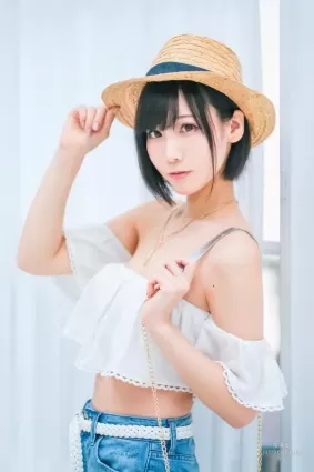 短發小姐姐《けんけん》完美散發出異常魅力！