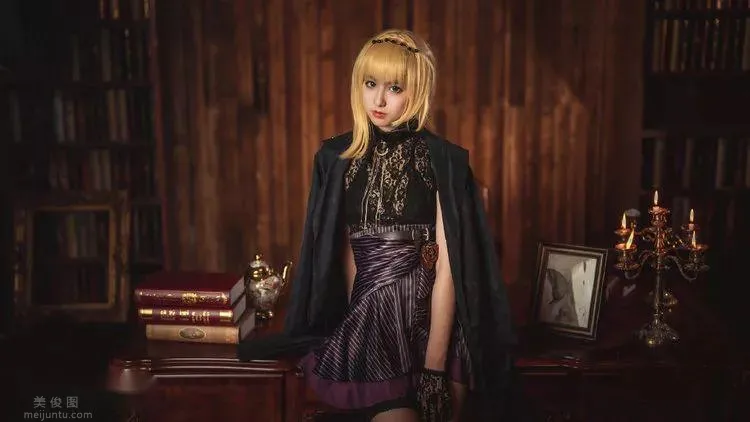 【妹子推薦】 中長發型，盡顯青春活力的女指揮官月見坂時雨