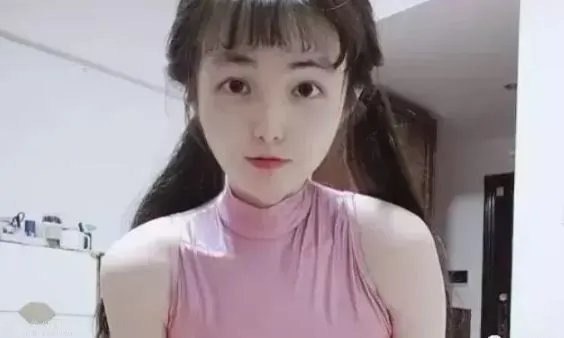 越南網紅Erica hand改名xiao e重新複出