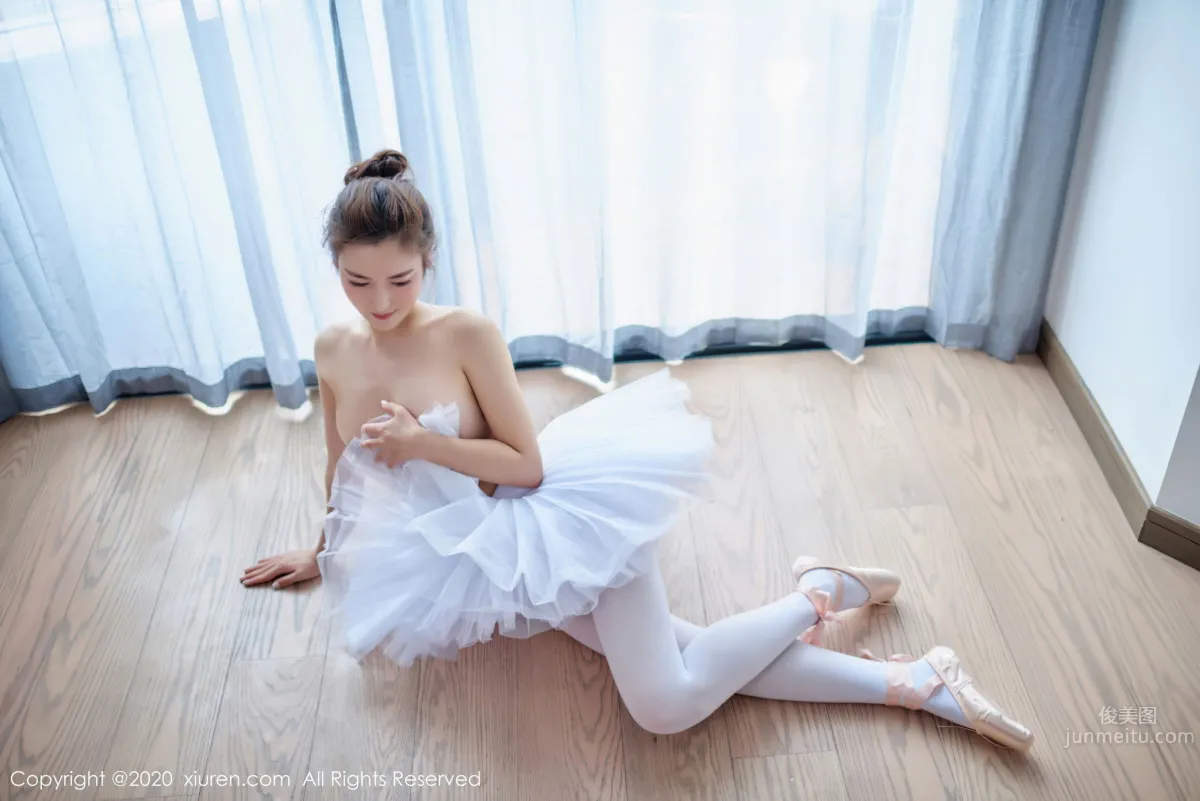 [XiuRen] 2020.09.15 No.2560 白露小豬 8