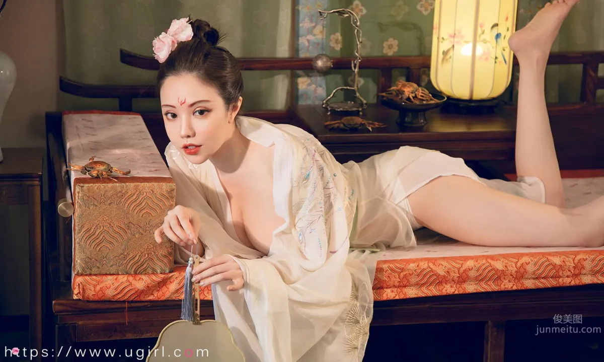花滿月夜的妮小妖 少女側卧情郎愁多 26