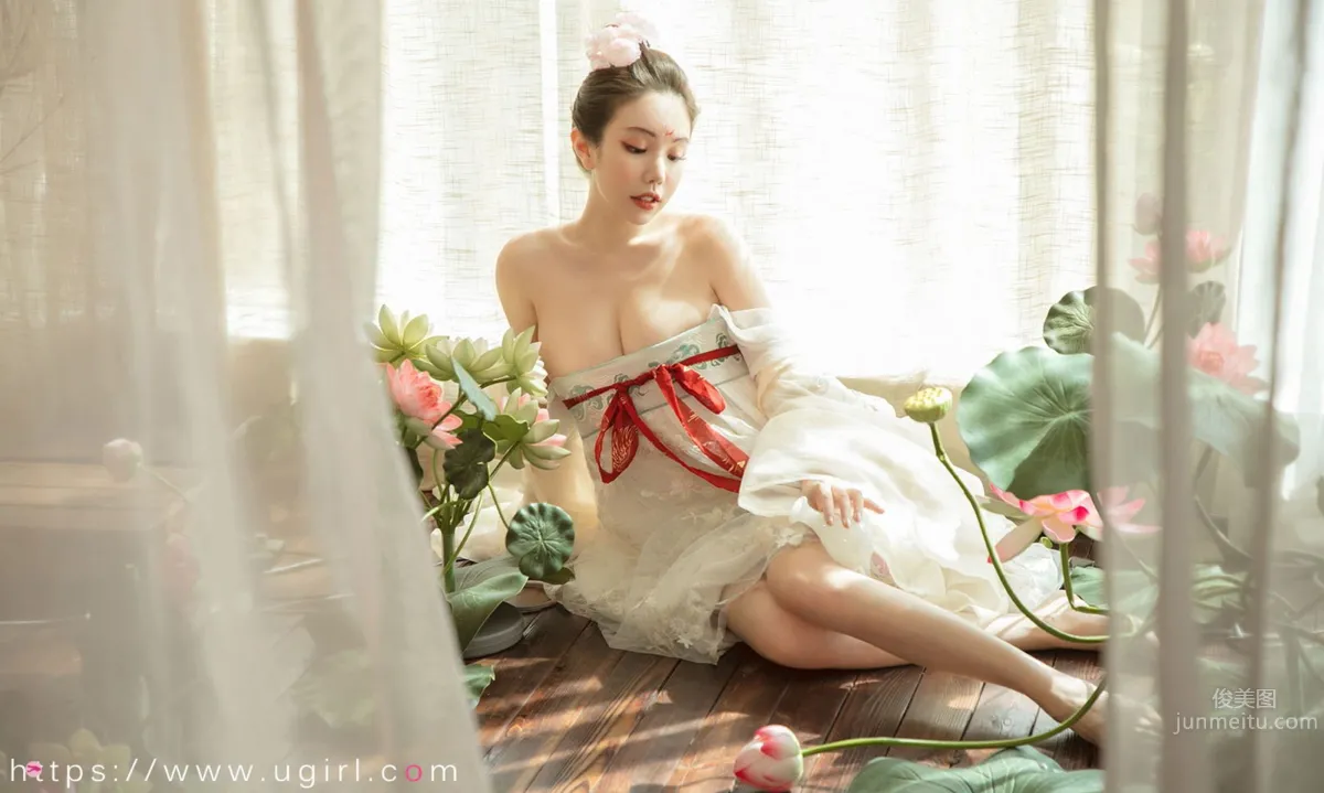 花滿月夜的妮小妖 少女側卧情郎愁多 24