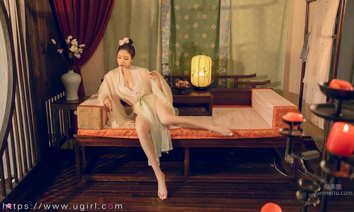 花滿月夜的妮小妖 少女側卧情郎愁多 34