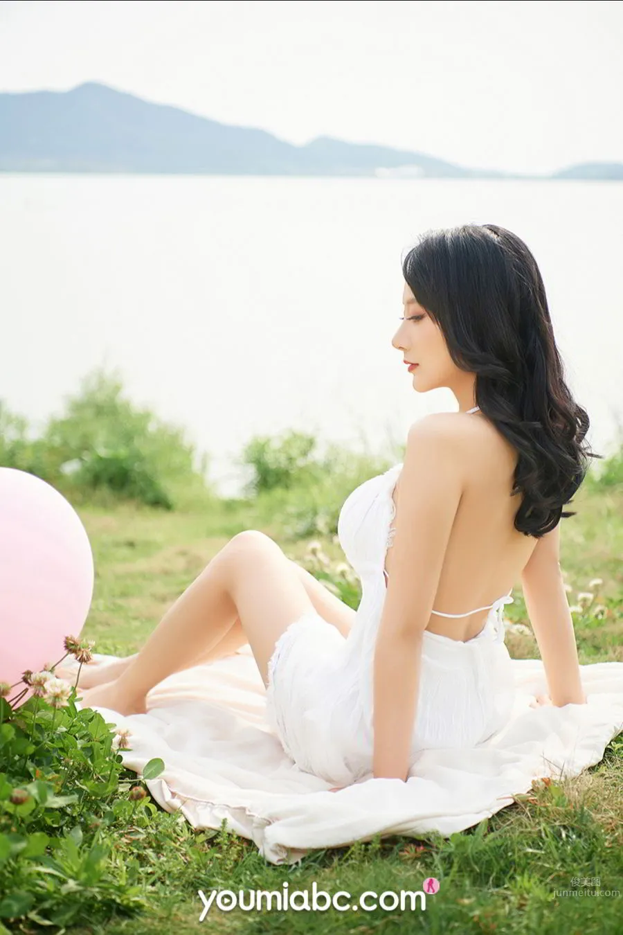 尤蜜Youmi 2020.08.28 何嘉穎 芳菲妩媚 13