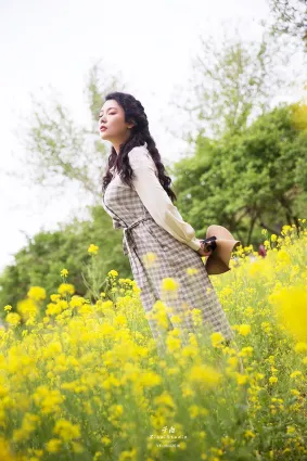 [TouTiao頭條女神] 2020.04.20 油菜花的晴天 鐘晴