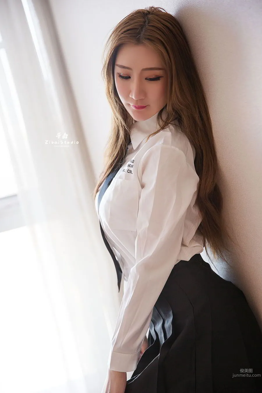 [TouTiao头条女神] 2020-04-05 长腿女生 玄子_0