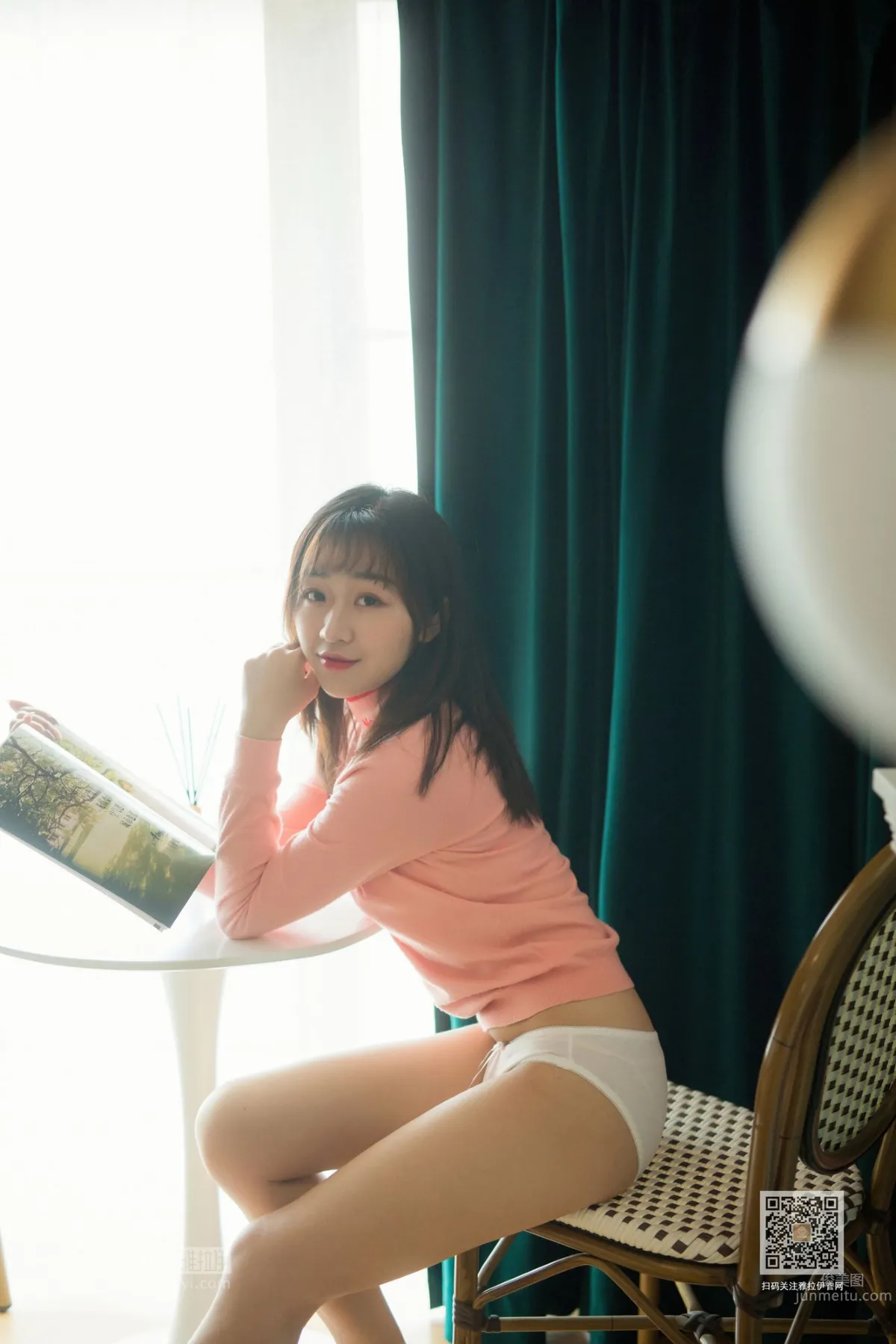 [YALAYI雅拉伊] 2020.02.01 Vol.531 穿毛衣好熱 小穎 6