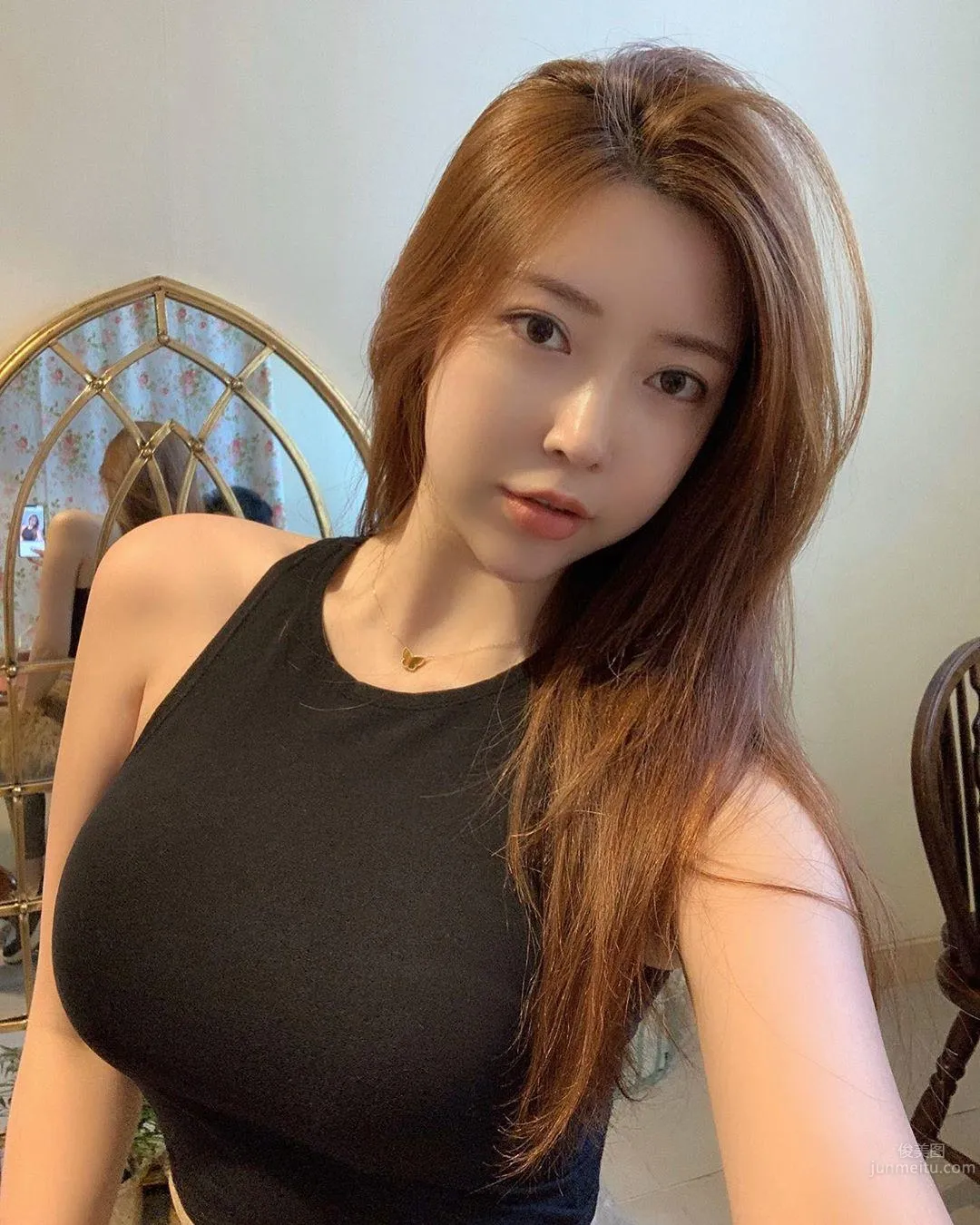 韓國正妹Choi Somi，身材曲線很不科學 30