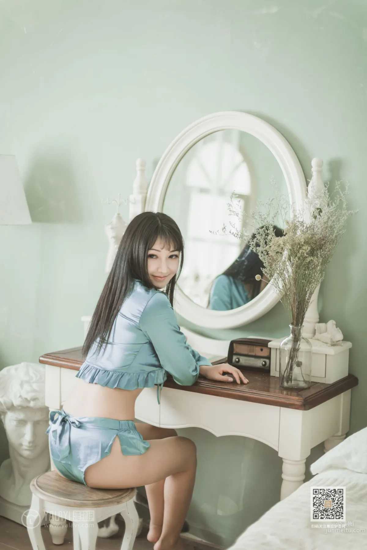 [YALAYI雅拉伊] 2020.01.21 Vol.527 坐我身邊 韓熙 14