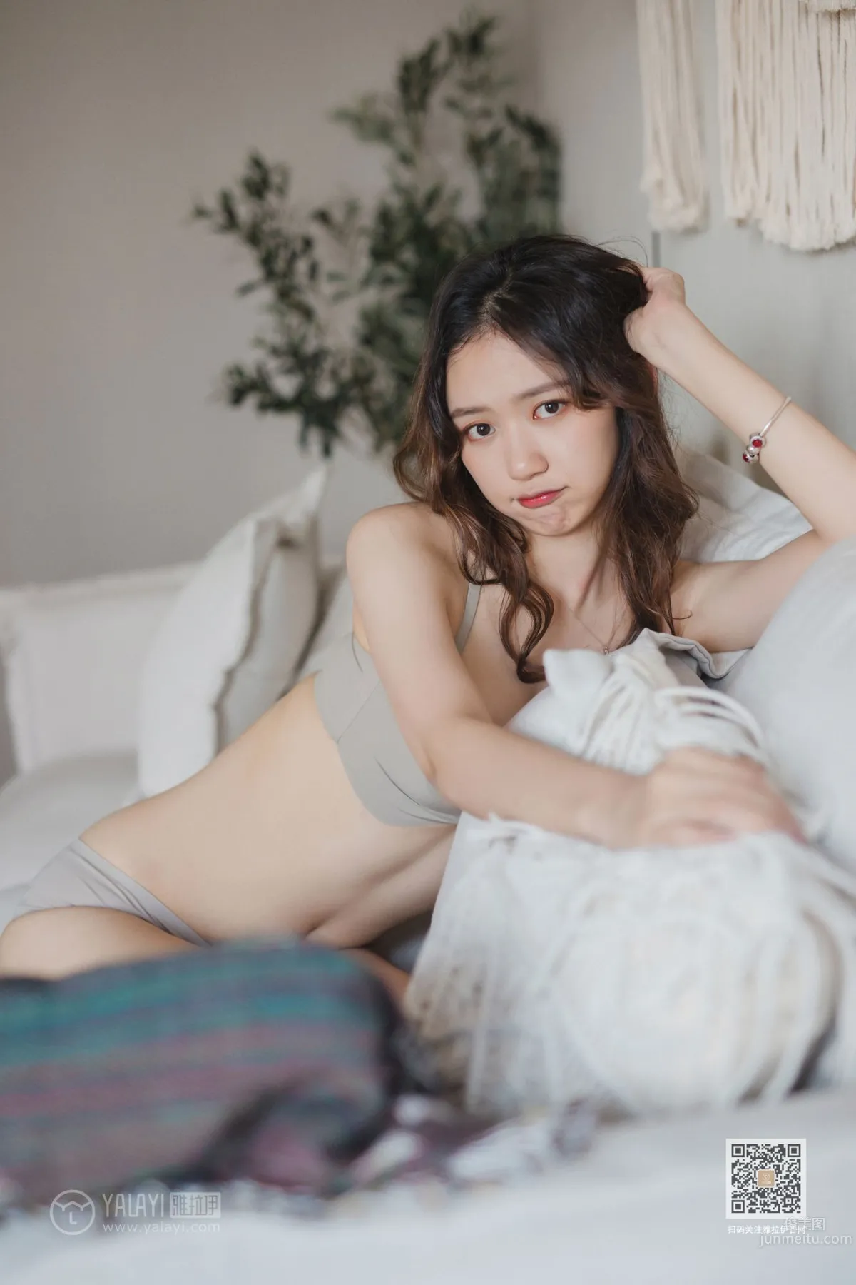 [YALAYI雅拉伊] 2019.12.20 No.496 想你的呵護 曉琳 26