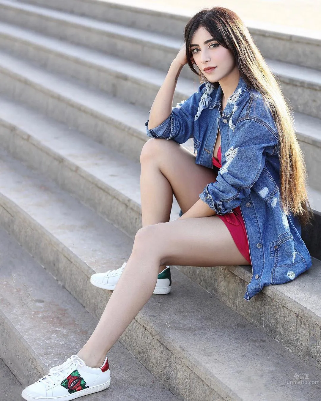 Angela Krislinzki- 印度美女演員 31