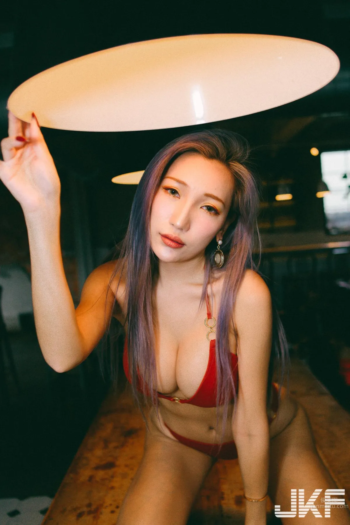 34G就是猛！辣模「韻韻」比基尼香豔刺激 39