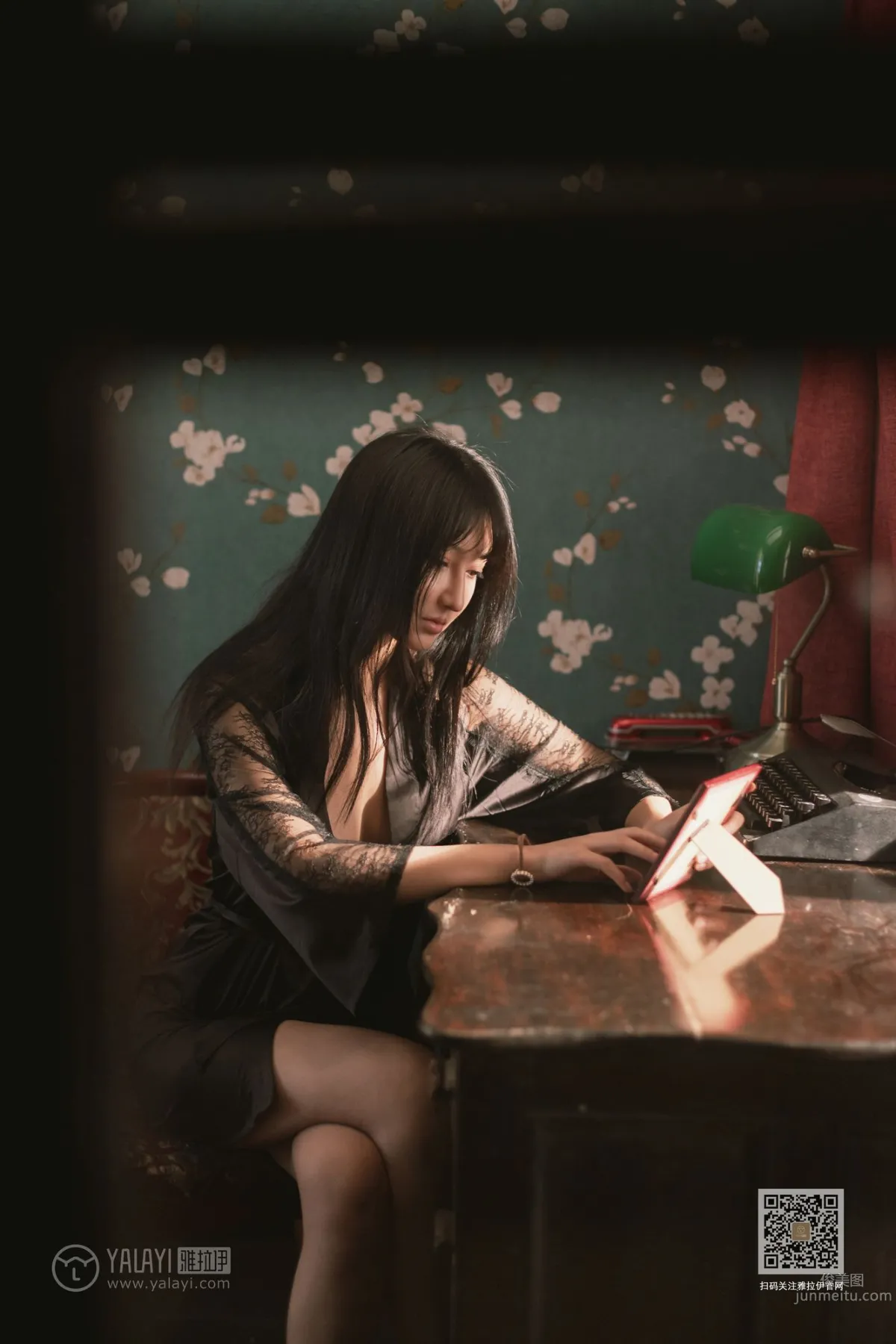 [YALAYI雅拉伊] 2019.12.18 No.494 簾卷美人綽态 韓熙 41