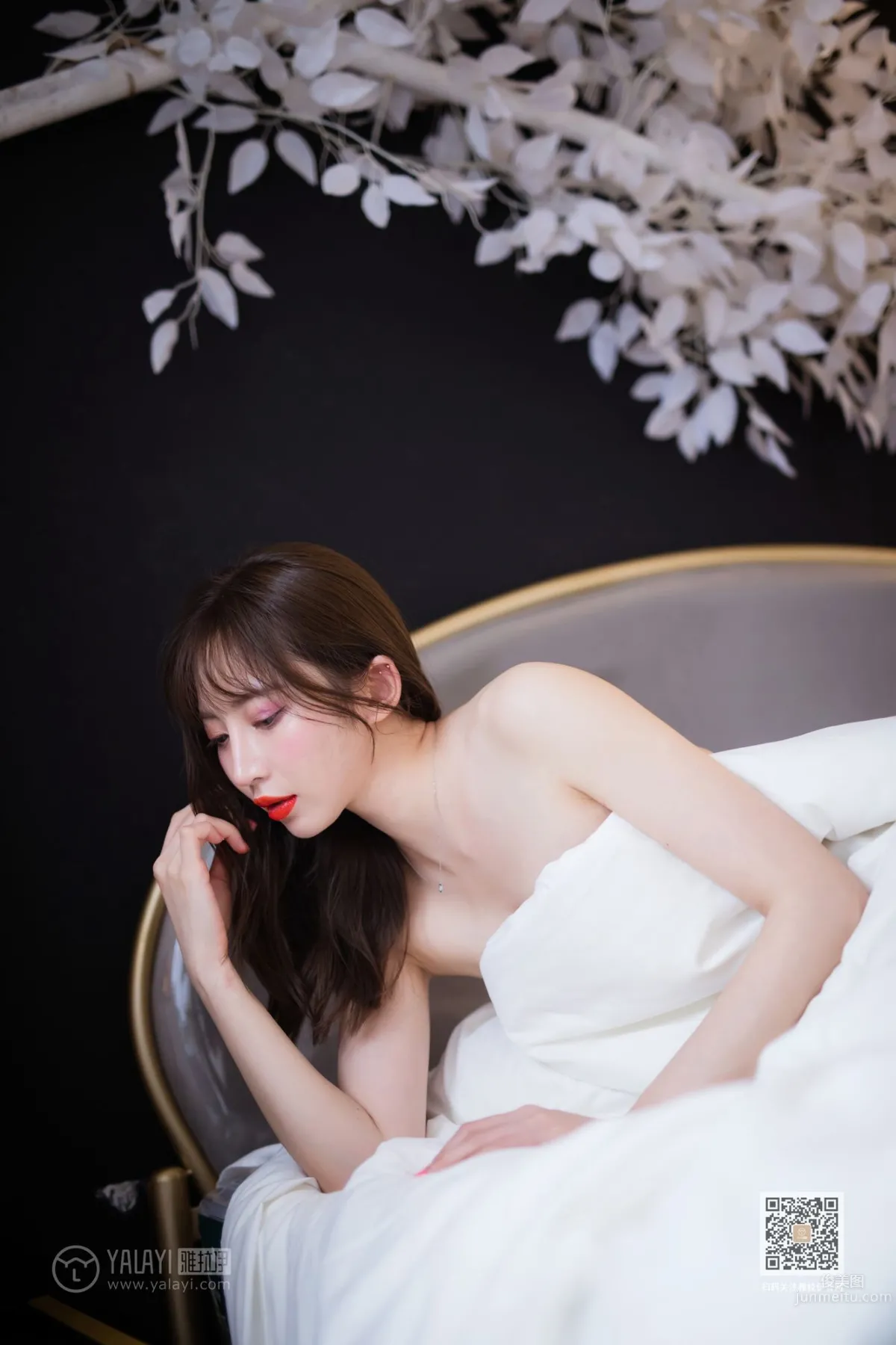[YALAYI雅拉伊] 2019.11.16 Vol.462 瀕臨底線 白雪 34