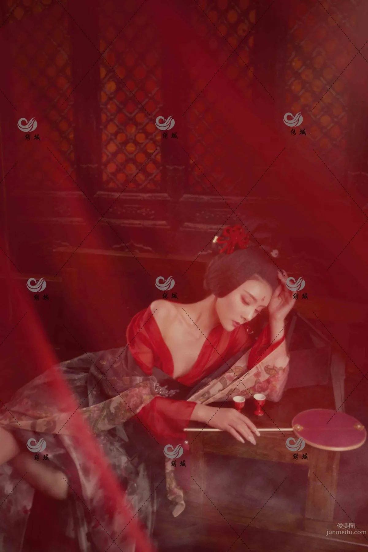 [TouTiao頭條女神] 2019-12-10 貴妃醉酒 莫曉希 12