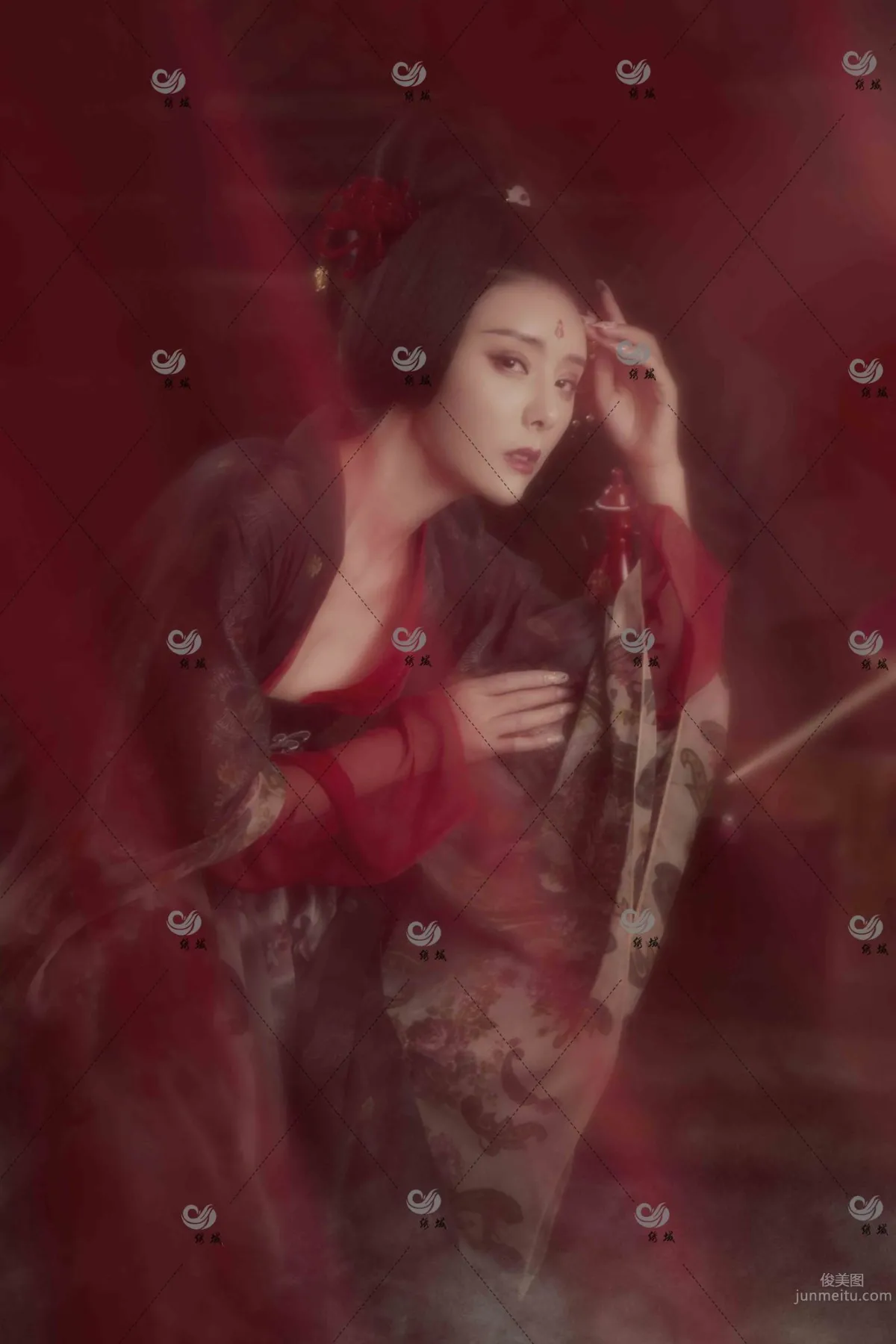 [TouTiao頭條女神] 2019-12-10 貴妃醉酒 莫曉希 7