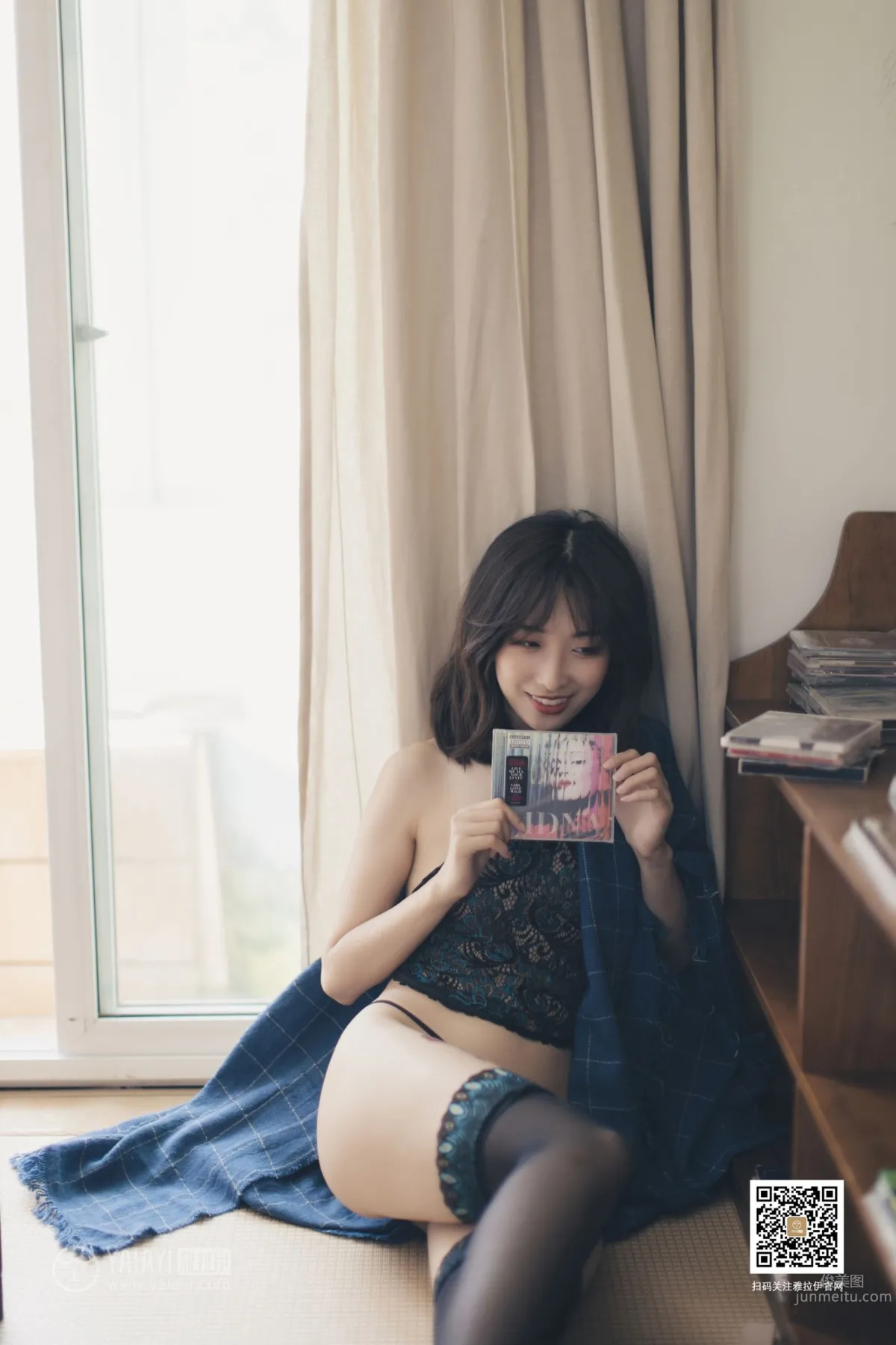 [YALAYI雅拉伊] 2019.09.07 No.393 絲情襪意 佳佳 22
